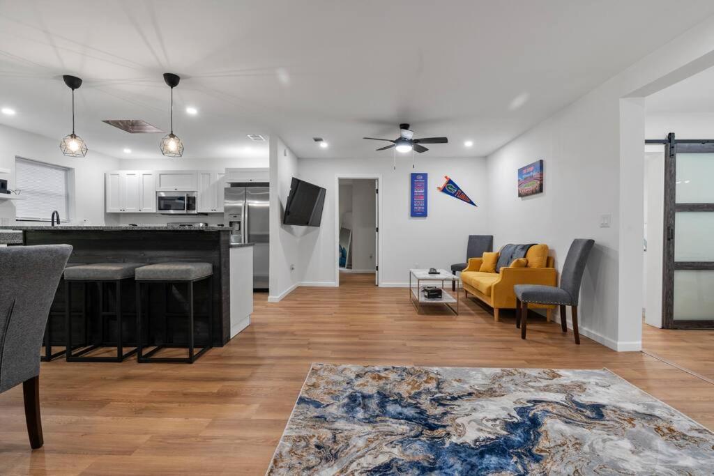 Gainesville-Newly Remodeled Home Bagian luar foto